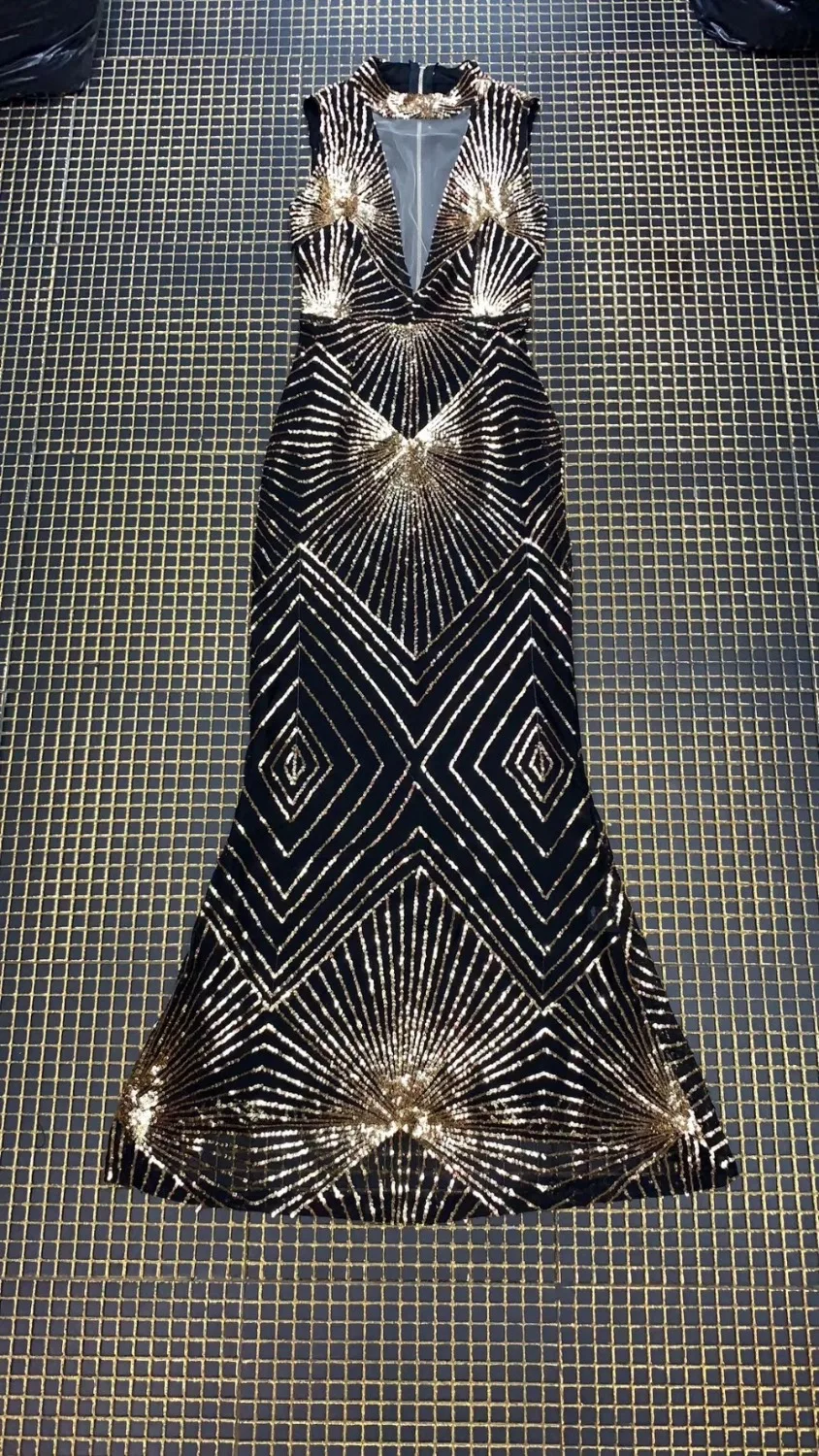 Женское вечернее платье с открытой спиной Красное Облегающее Платье V образным