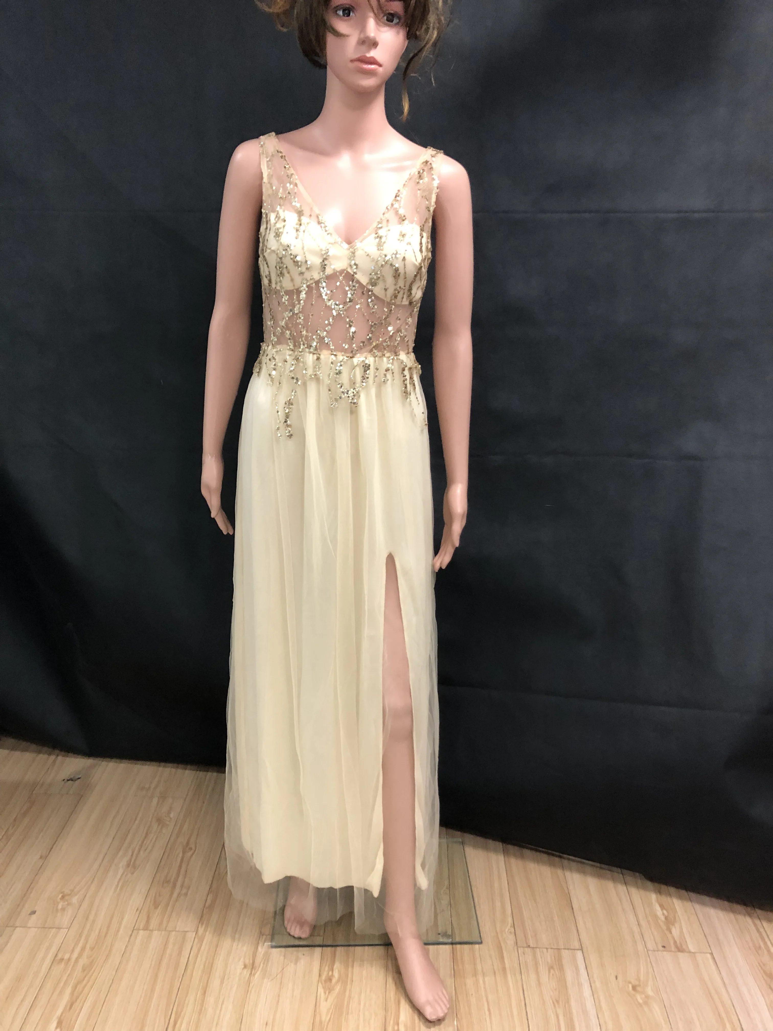 Сексуальная вечерние платья с глубоким V-образным вырезом Блестящее