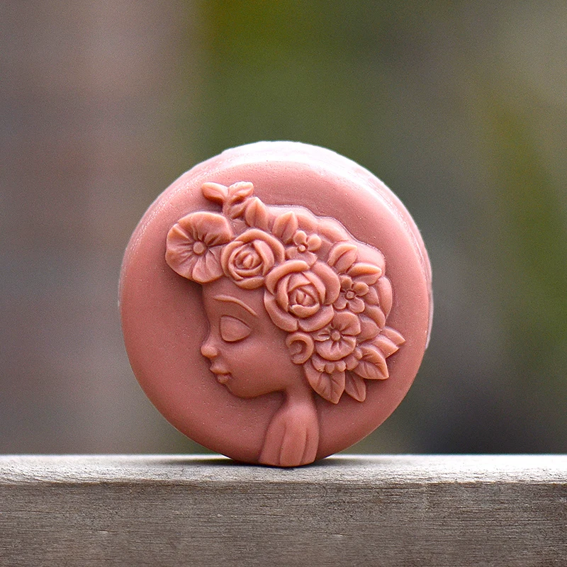 Мыло силиконовая форма для выпечки круглая с принтом девочек (комплект