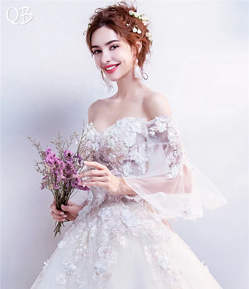 Роскошное бальное Пышное фатиновое свадебное платье с кружевной аппликацией и