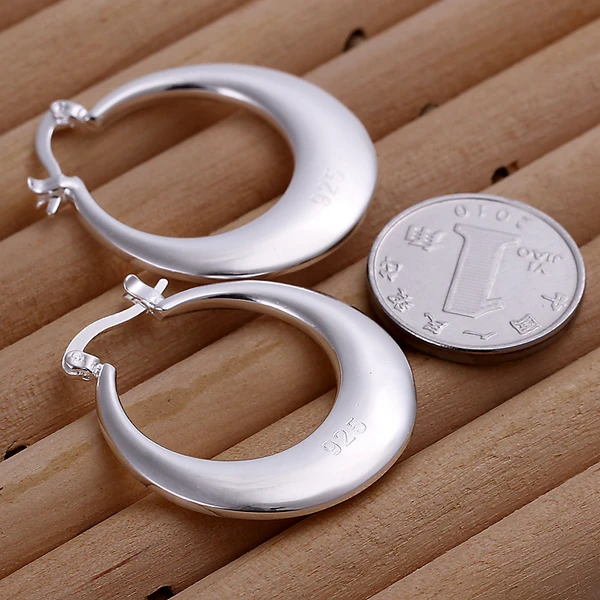 Женские круглые серьги кольца Crescent Moon большие с серебряным покрытием