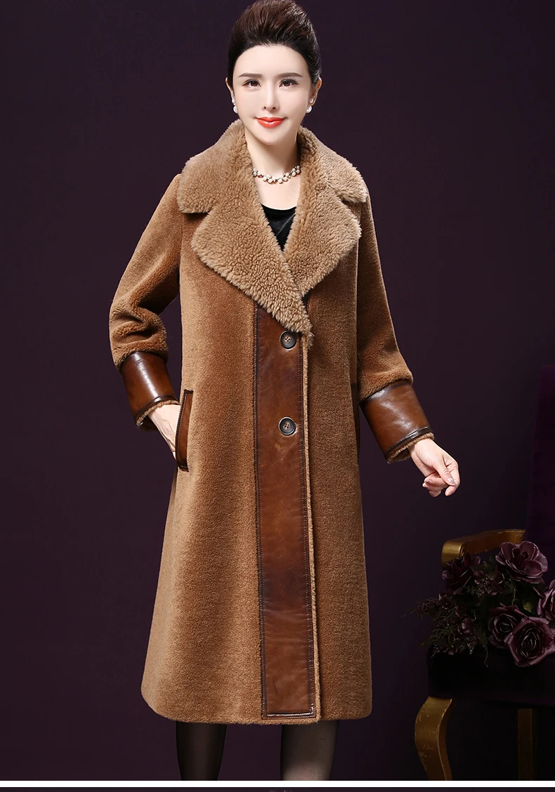 Haute couture Sheep shearing Fur coat women Wool coats with sheepskin New women real fur jackets Noble Real fur long coats 4380