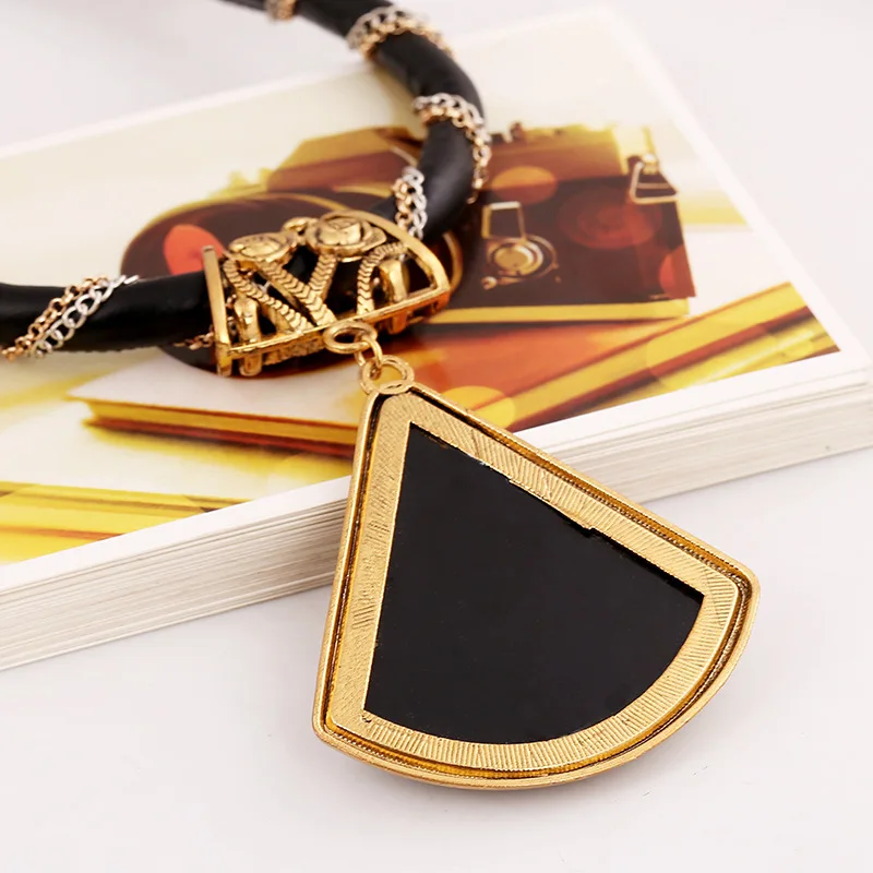 LZHLQ винтажные резные геометрические ожерелья с подвеской из смолы модные цепочки