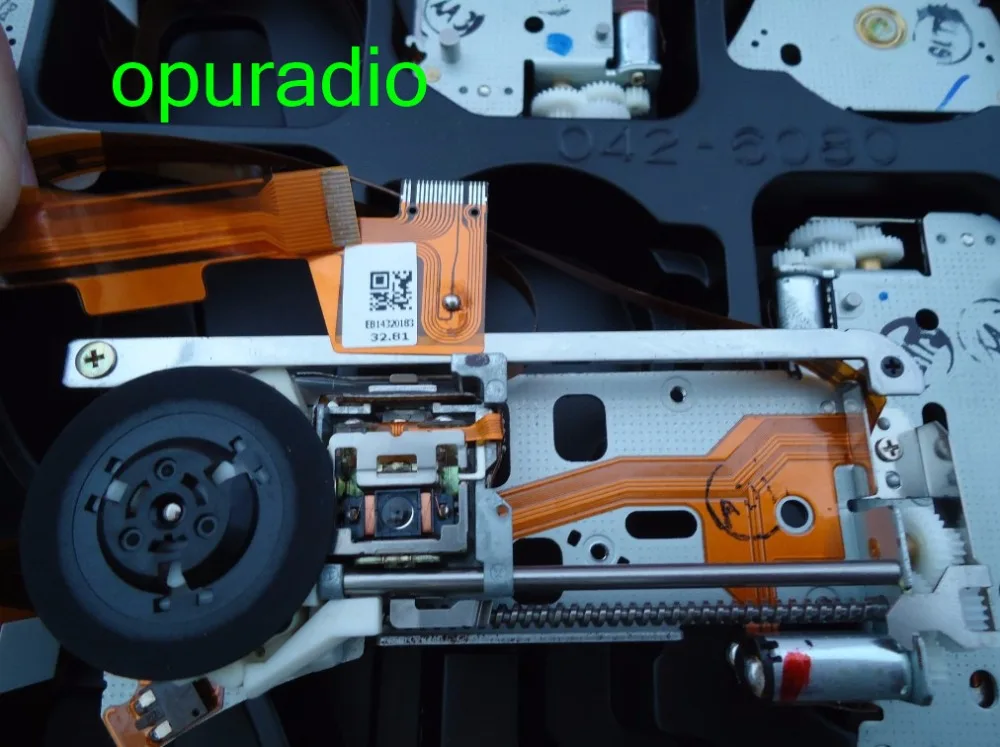 100% новый маленький механизм чейнджера 6 CD для пружинного выхода Toyota Ni $ an тюнер