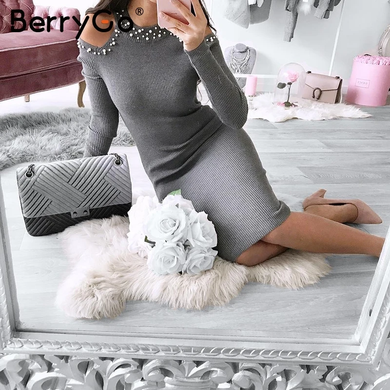 BerryGo/облегающее трикотажное платье с открытыми плечами женское Элегантное