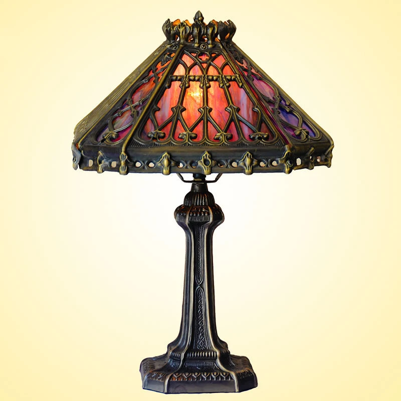 Освещение лампы Европейский ретро Тиффани простой гостиная спальня украшения из
