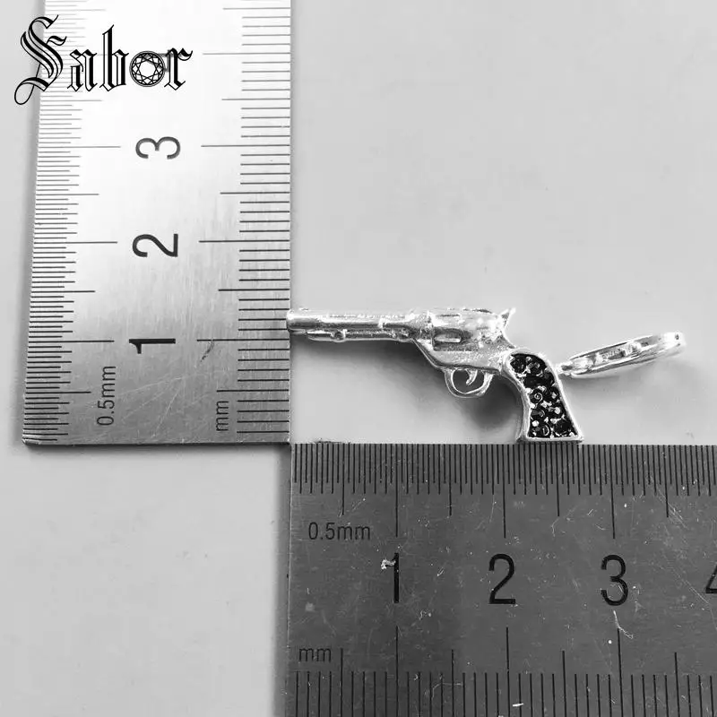 Подвеска в виде пистолета модное ювелирное изделие серебряного цвета
