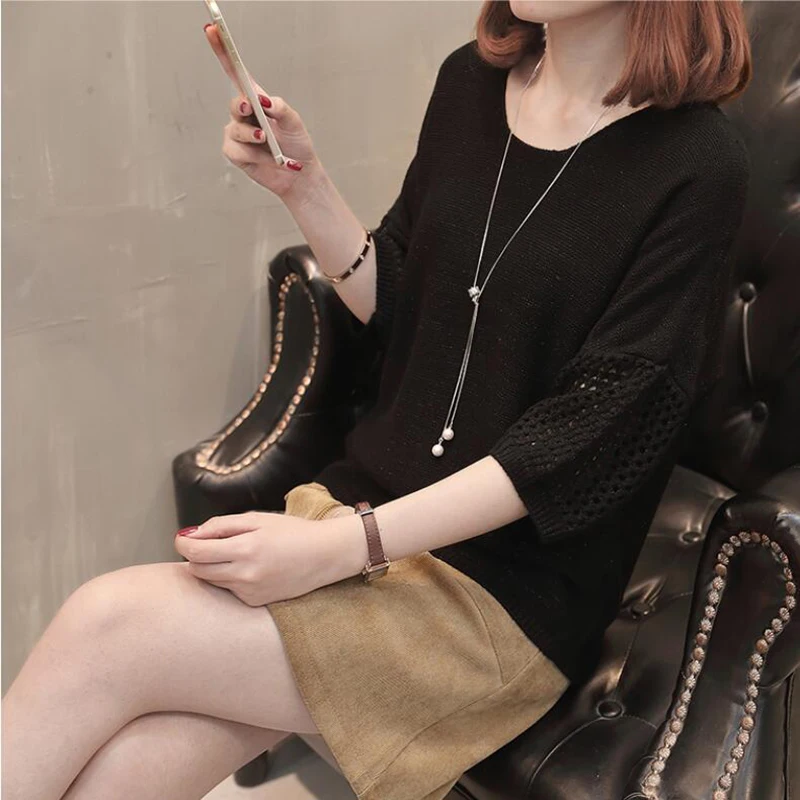 spring and summer new sweater Round neck five-point sleeve Leisure femal hollow thin shirt loose lantern ZX066 | Женская одежда
