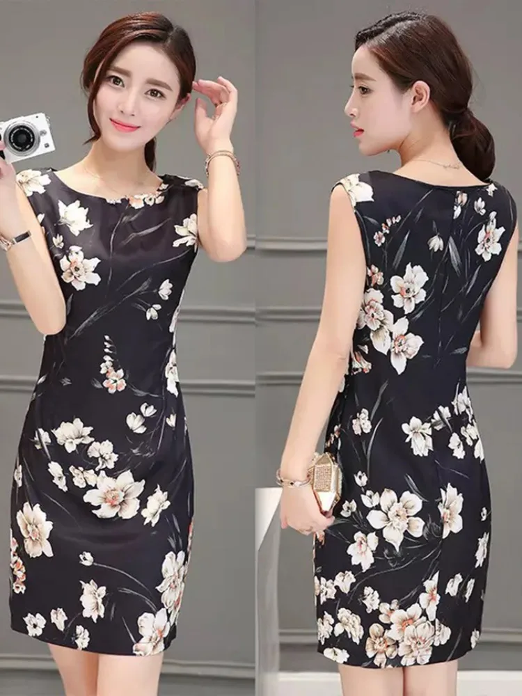 Женское облегающее мини платье без рукавов с круглым вырезом и цветочным принтом