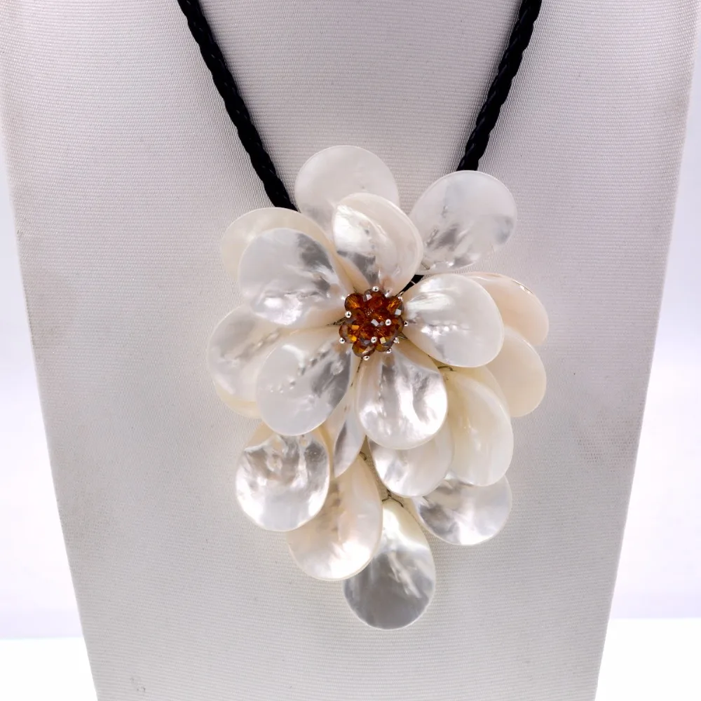 2017 Новый дизайн коричневый кристалл белый морской ракушка цветок кулон ожерелье