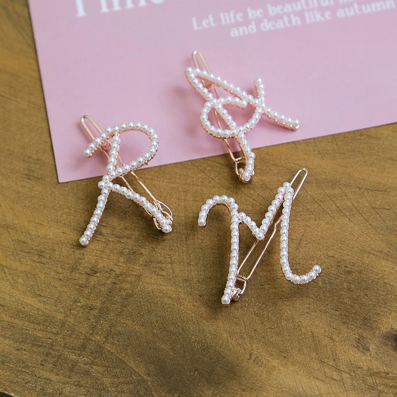 Элегантная женская заколка для волос с буквами и жемчугом корейские милые