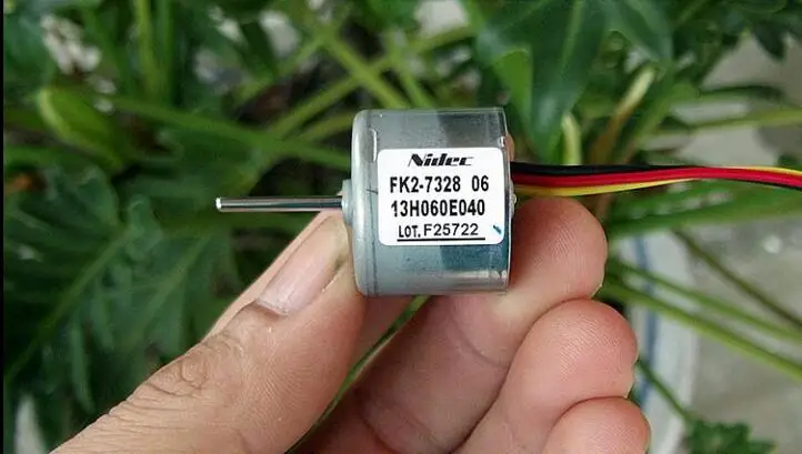 24 2*19 2 мм встроенный драйвер DC12V-24V бесщеточный двигатель постоянного тока R23 |
