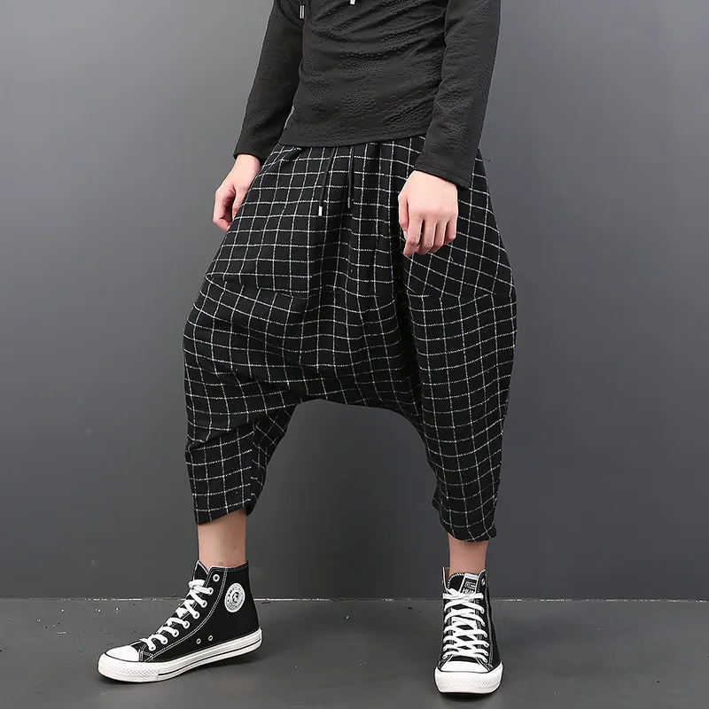 

Hot 2022 Autumn And Winter New Woolen Men's Casual Pants Black Plaid Crotch Pants Men Fashion Loose Crotch Harem Pants Tide