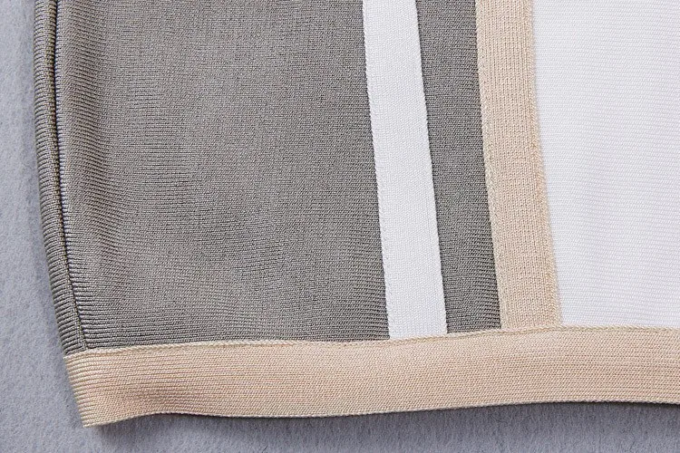 Женское облегающее платье Черное и серое трикотажное с треугольным вырезом