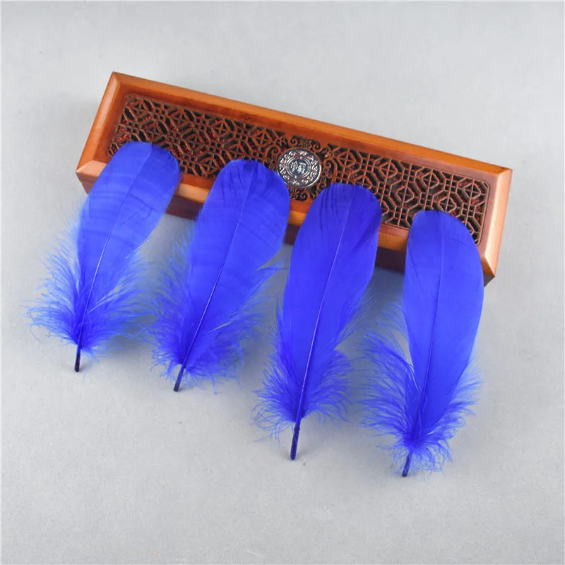 Royal Blue Разноцветные 20 шт./партия качества натуральные гусиные перья декоративные Шлейфы для свадебного украшения перья для рукоделия - Цвет: Royal Blue