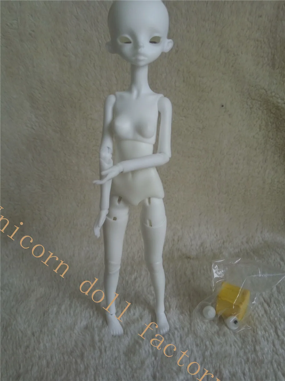 

1/8BJD doll free eye delivery can choose eye color