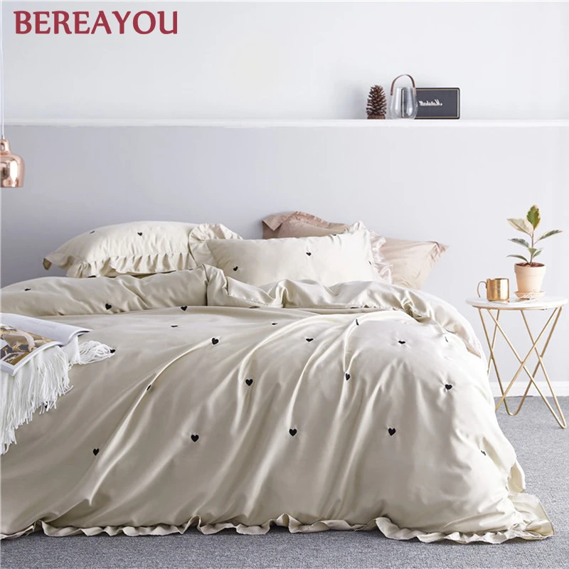 Роскошный набор постельного белья Ice Silk (искусственное волокно) Красный