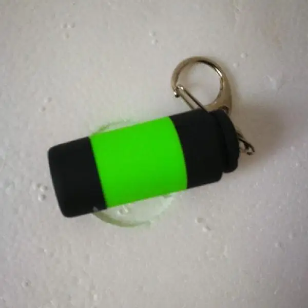 SOLLED портативный мини-брелок USB Перезаряжаемые карманный фонарь вспышка светильник Светильник IP67 Водонепроницаемый разноцветный фонарик - Испускаемый цвет: Green