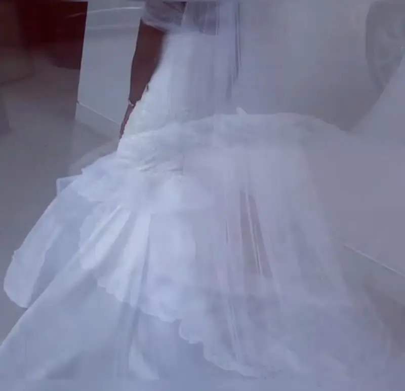 Свадебные платья больших размеров в африканском стиле с открытыми плечами