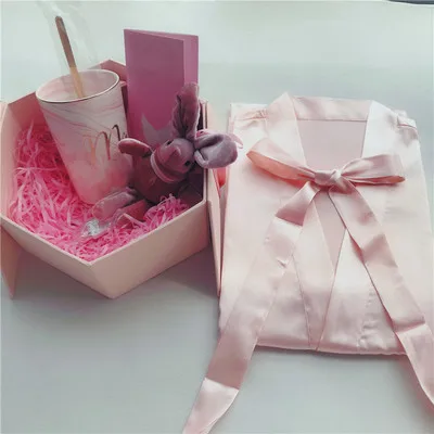 Box set -light pink Атласная пижама-кимоно на заказ, 1 комплект, свадебные подарки на день рождения, юбилей, вечерние Халаты для невесты, подружки невесты - Цвет: Box set -light pink
