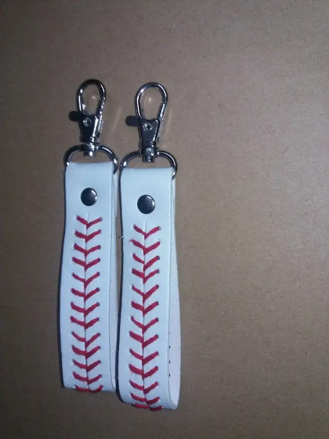 

2017 baseball keychain,fastpitch softball accessories baseball seam keychains many colors free shipping baseball/softball key