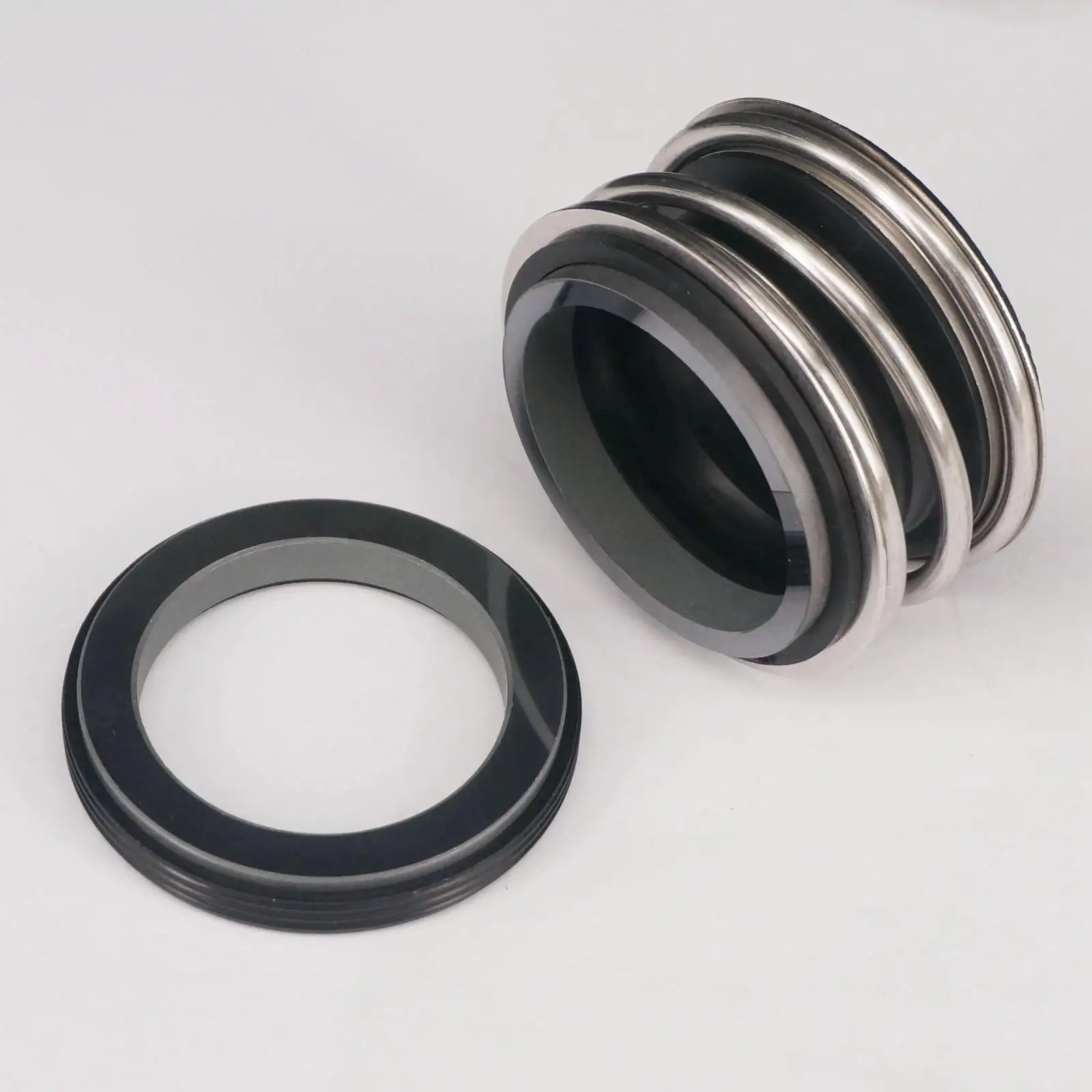 Уплотнение вала механического водяного насоса с внутренним диаметром 45 мм