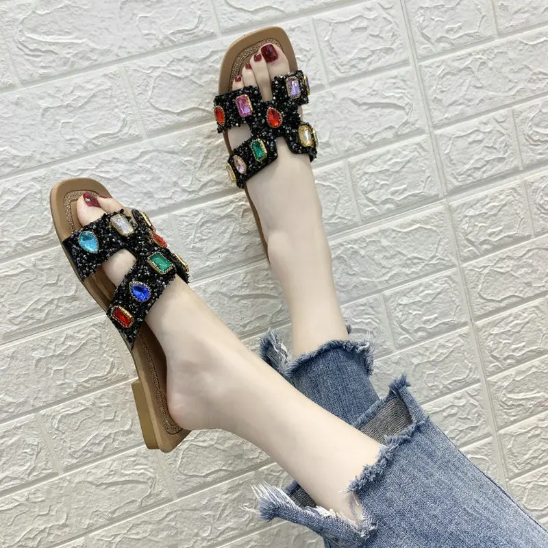 2019 г. Новые модные летние женские тапочки на низком каблуке с кристаллами