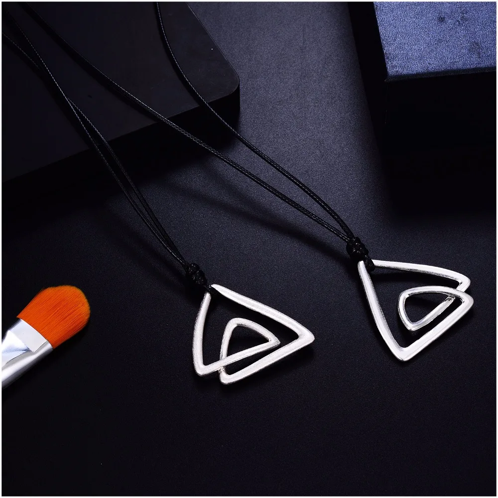 HONGYE классическое Трендовое ювелирное изделие треугольное ожерелье с подвеской