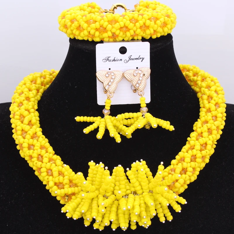 Комплект свадебных украшений в нигерийском стиле из акрила и кристаллов желтый