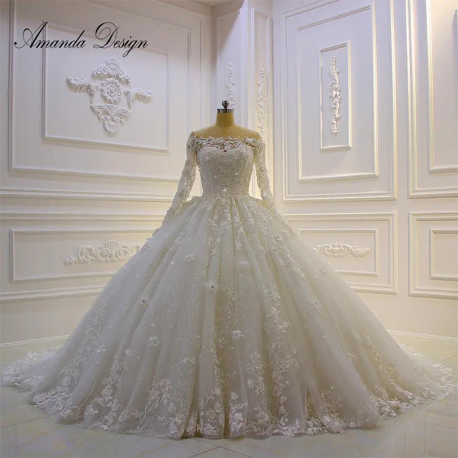 Свадебное платье с открытыми плечами и аппликацией Amanda Design пышное блестящее