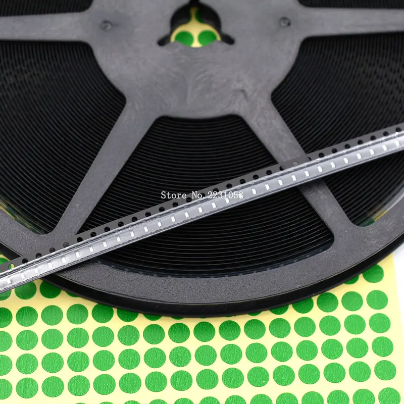 

200PCS/LOT Small Green Lamp Beads 0603 SMD LED Bead 0603 Green Light-emitting diode Super bright LED Chip 1.6*0.8*0.6mm