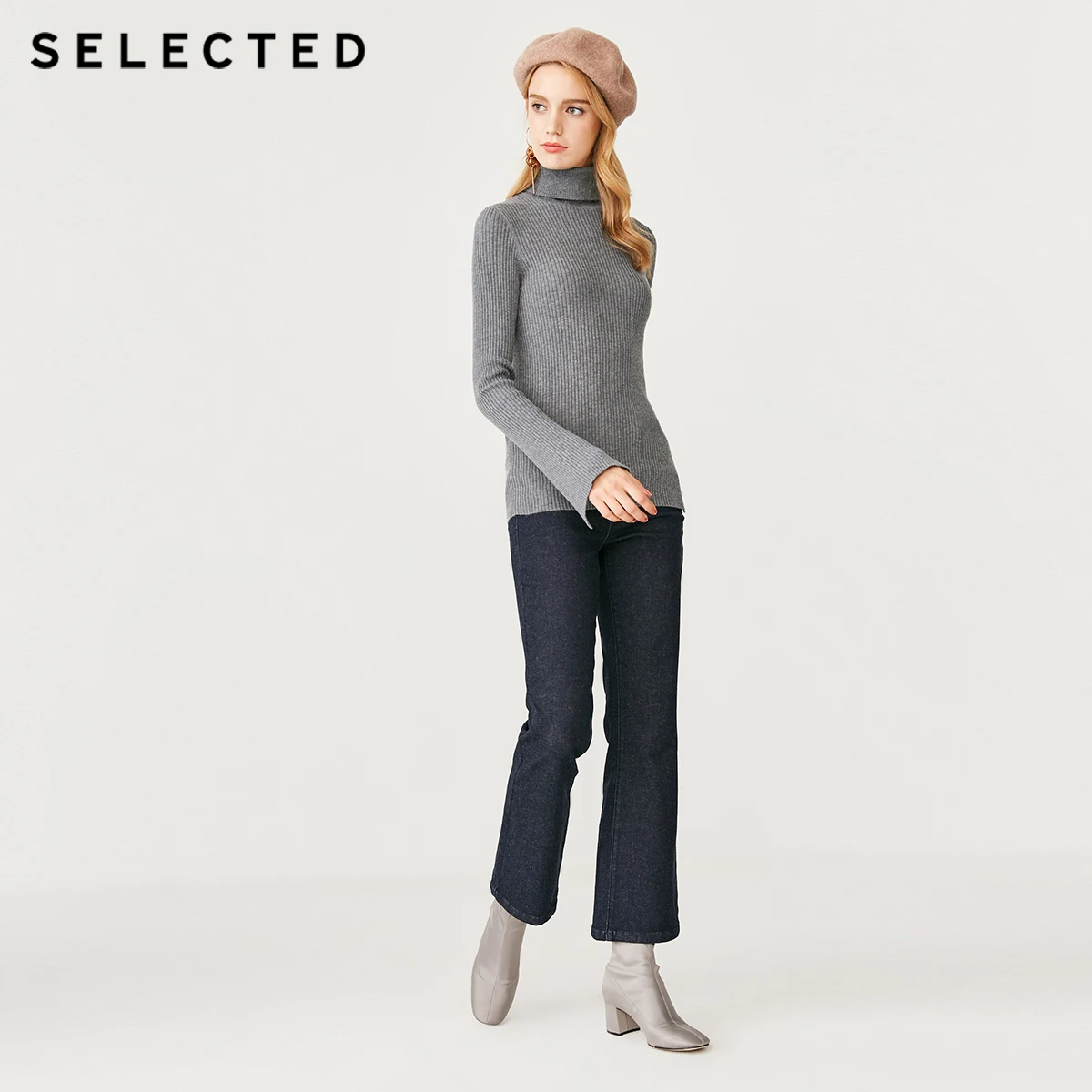 Отборные женские Стрейчевые расклешенные джинсы с высокой посадкой из лайкры C |