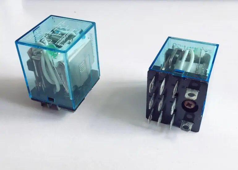 Промежуточное реле LY3NJ малое электромагнитное силовое с основанием 11 контактов 12