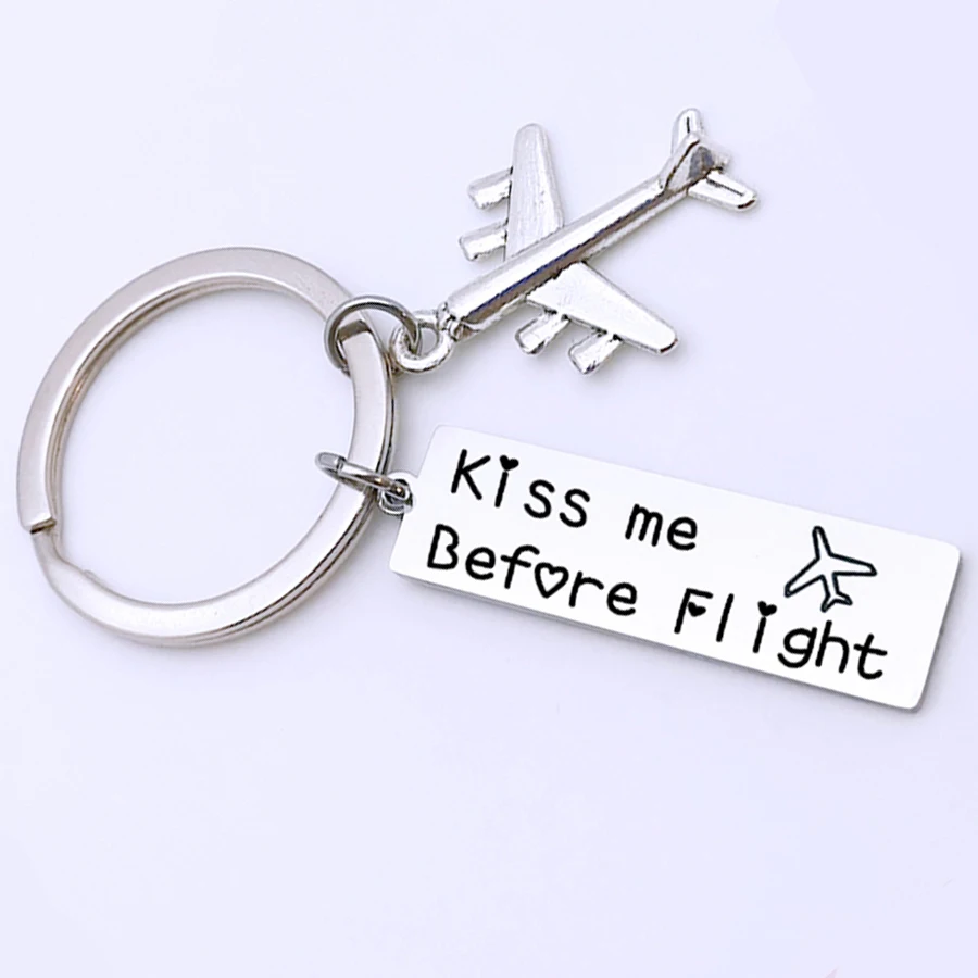 Брелок с надписью Kiss me Before Flight | Украшения и аксессуары