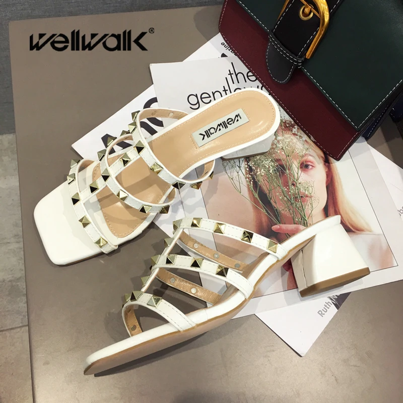 Wellwalk женские тапочки с заклепками, на ремешке, на массивном каблуке, летние сандалии с квадратным носком, брендовые сексуальные гладиаторские сандалии, 2019