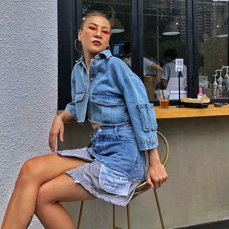 TWOTWINSTYLE Летняя лоскутная джинсовая юбка для женщин с высокой талией бахромой