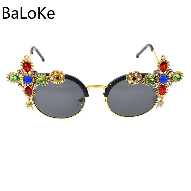 Очки солнцезащитные женские оверсайз в стиле ретро с кристаллами и