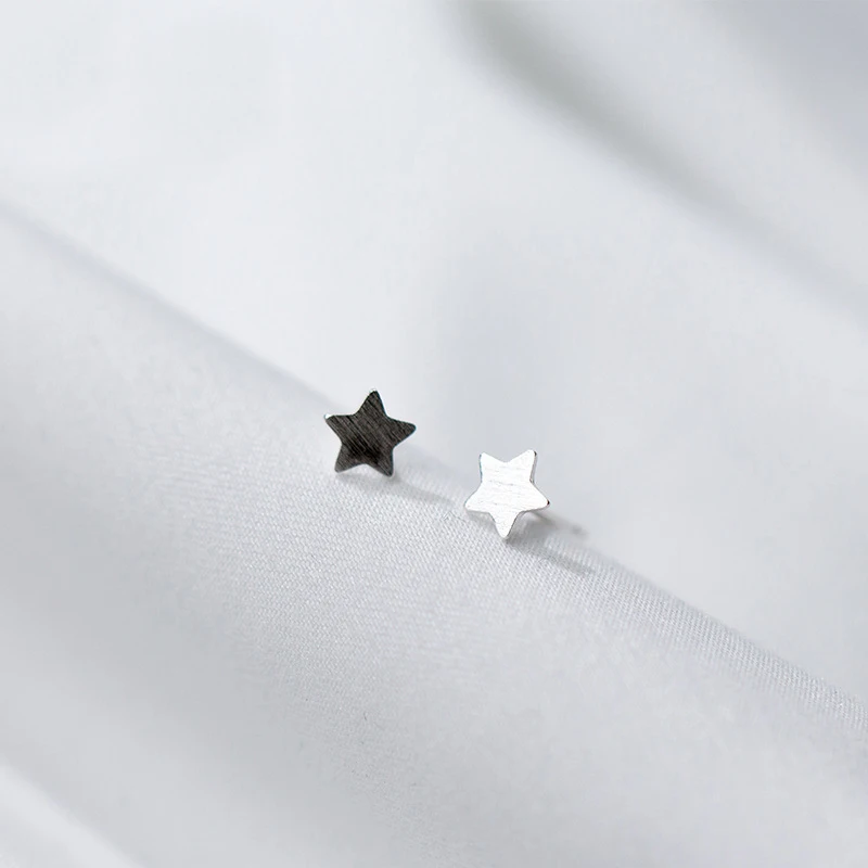 

MloveAcc 100% 925 Sterling Silver Cute Tiny Star Stud Earrings for Women Fashion Girls Silver Earrings Gift