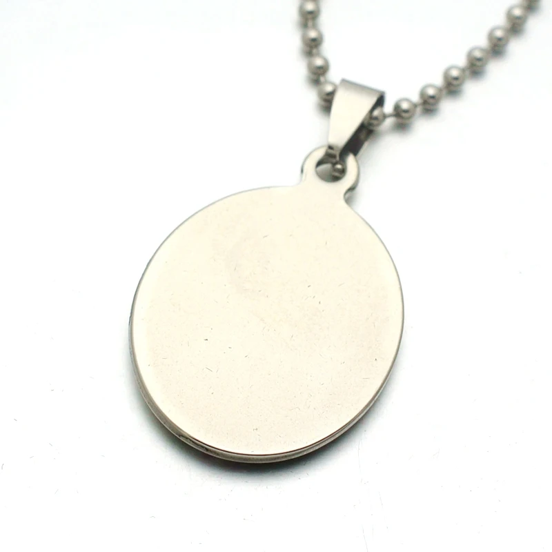 Очаровательное ожерелье из нержавеющей стали с эмалью Дева Мария Королева