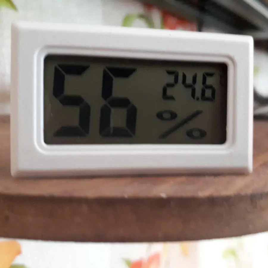Встроенный электронный цифровой измеритель температуры и влажности lcd белый