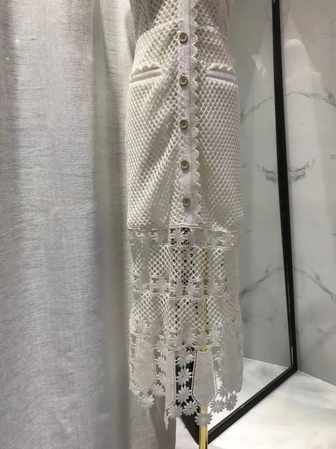 2019 Новое поступление белое платье миди без рукавов с открытой спиной сексуальное