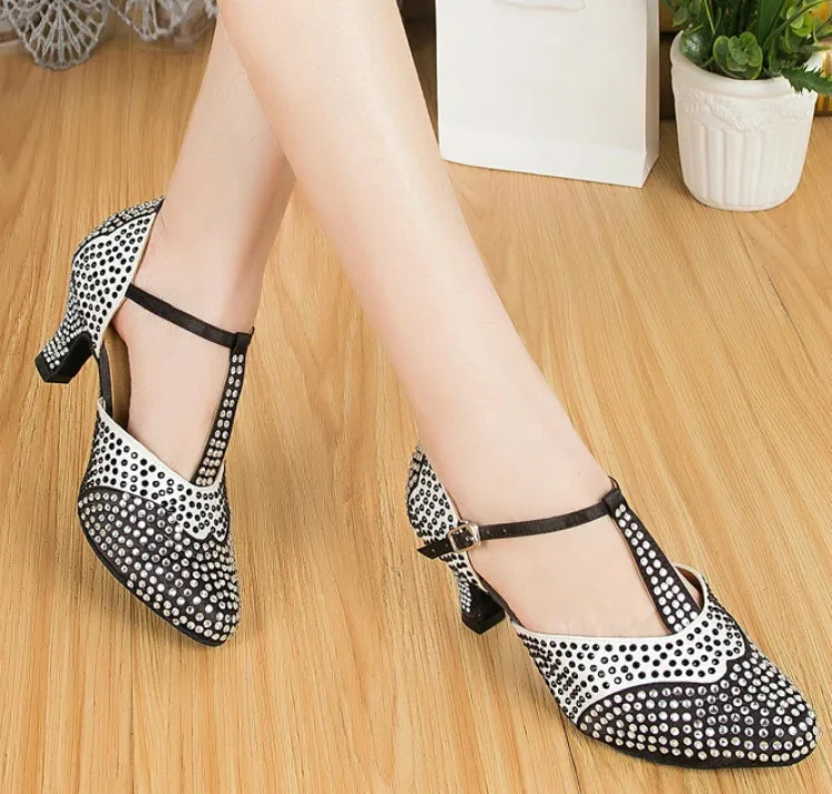 Women's Closed Toe Salsa Shoes Party Ballroom Dancing Shoes Samba Latin Dance Shoes Glitter Women Satin Rhinestones Dance Shoes