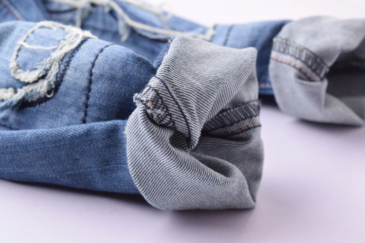 Модные джинсы для маленьких мальчиков и девочек детские джинсовые брюки в стиле