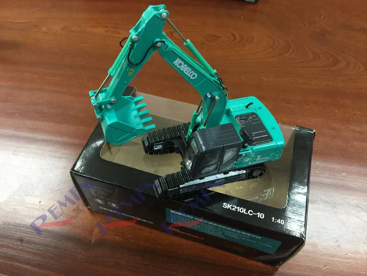 Коллекционная литая игрушка модель подарок 1:40 Kobelco SK210LC 10 гидравлический