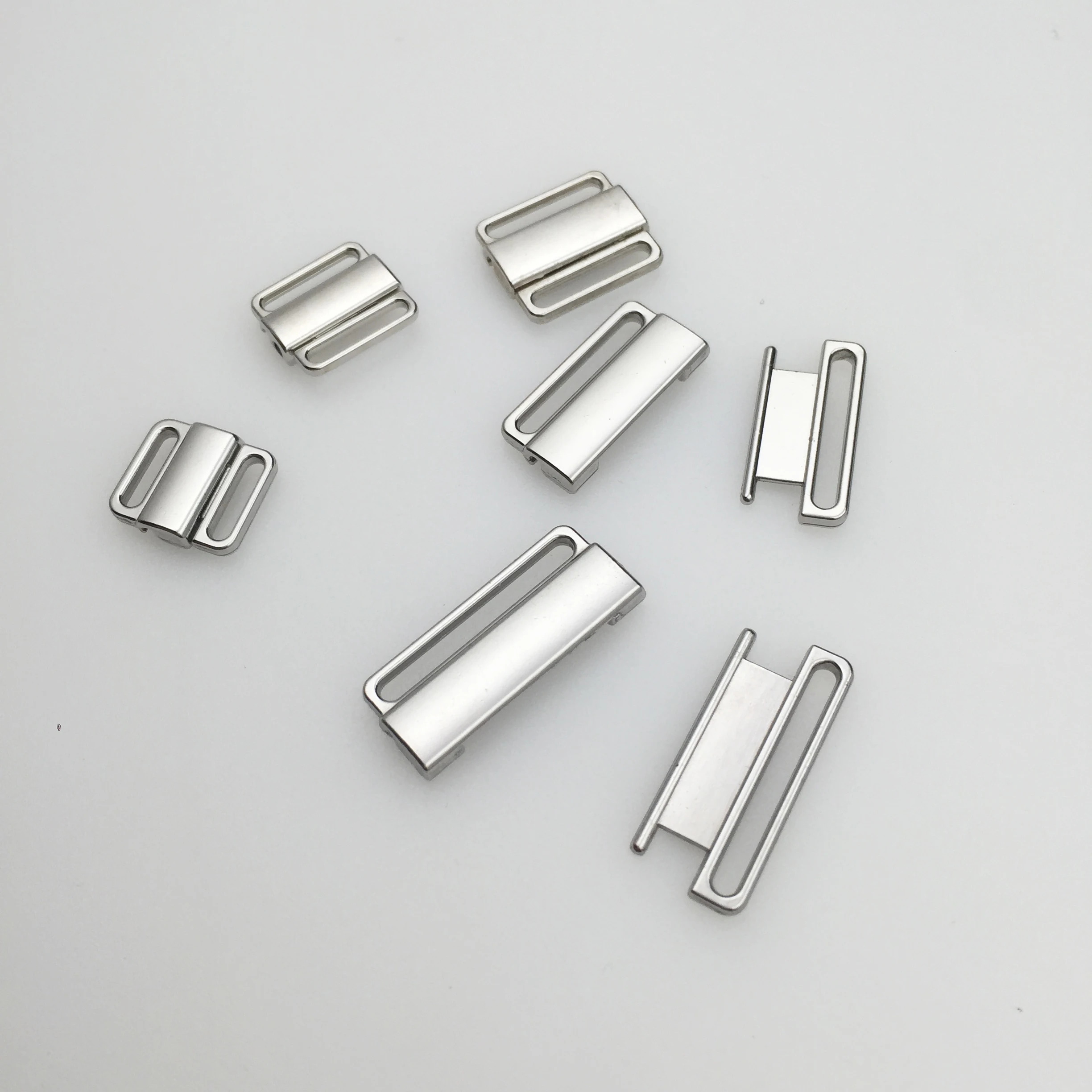 Оптовая продажа бюстгальтер различных размеров без никеля зажим для купальника