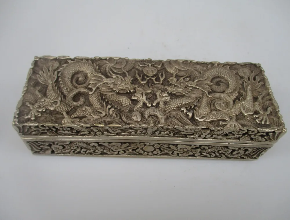 Антикварный антиквариат коллекционные украшенные старой ручной работы