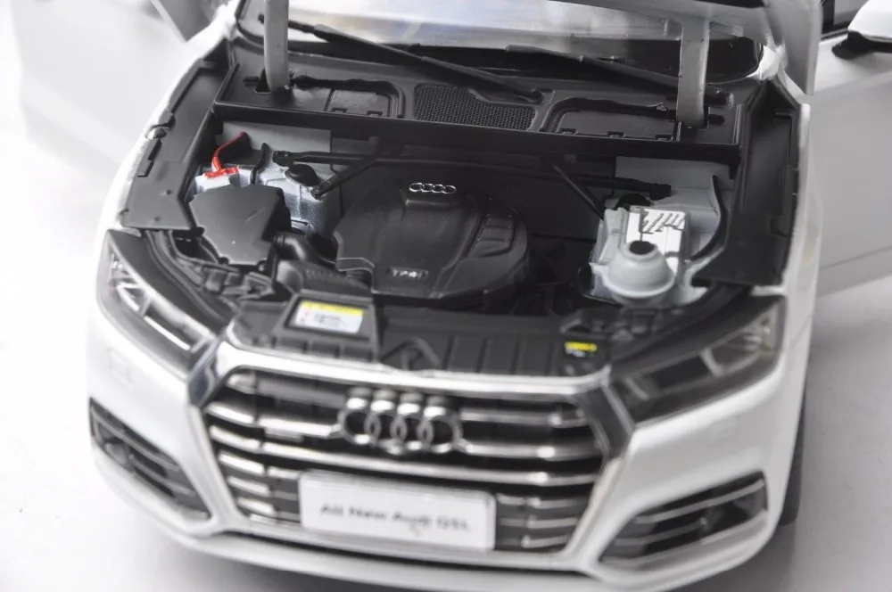 1:18 литая модель для Audi Q5L Q5 белый внедорожник игрушечный автомобиль миниатюрная Коллекция подарков