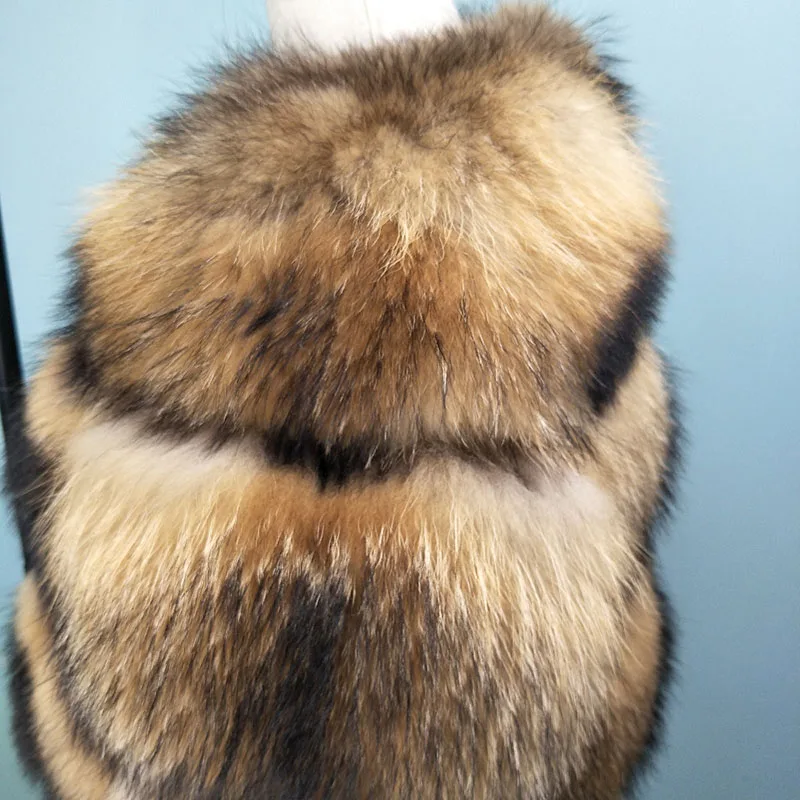 Куртка женская короткая из натурального меха енота теплая зимняя 2021 | Женская