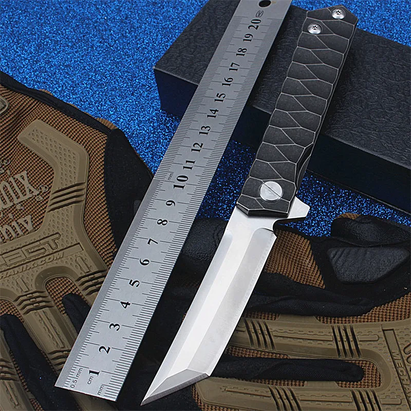 

2021 New Free Shipping D2 Steel Outdoor Tactical Folding Knife High Hardness Self-defense Survival Camping Hunting Army Knives