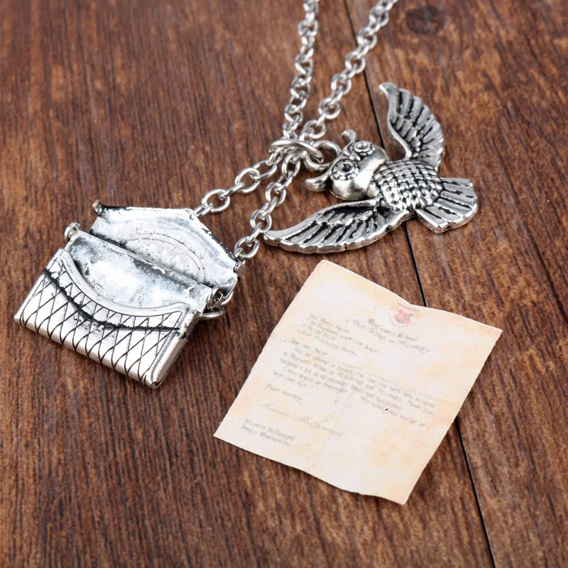 Фильм серии ювелирных изделий старинные Бронзовые Сова Подвеска пост для